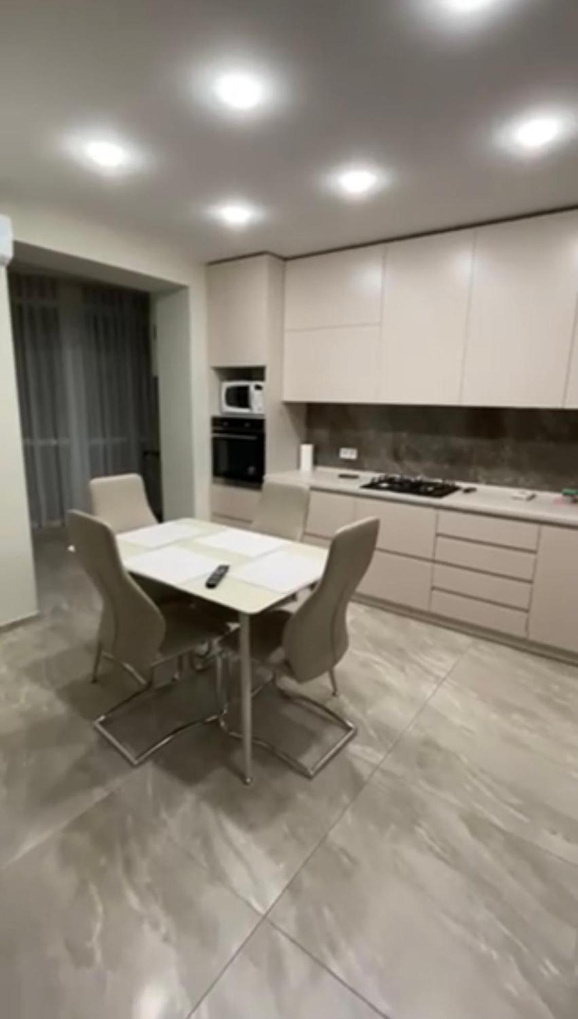 דנייפרופטרובסק Apartment New Building In Center מראה חיצוני תמונה