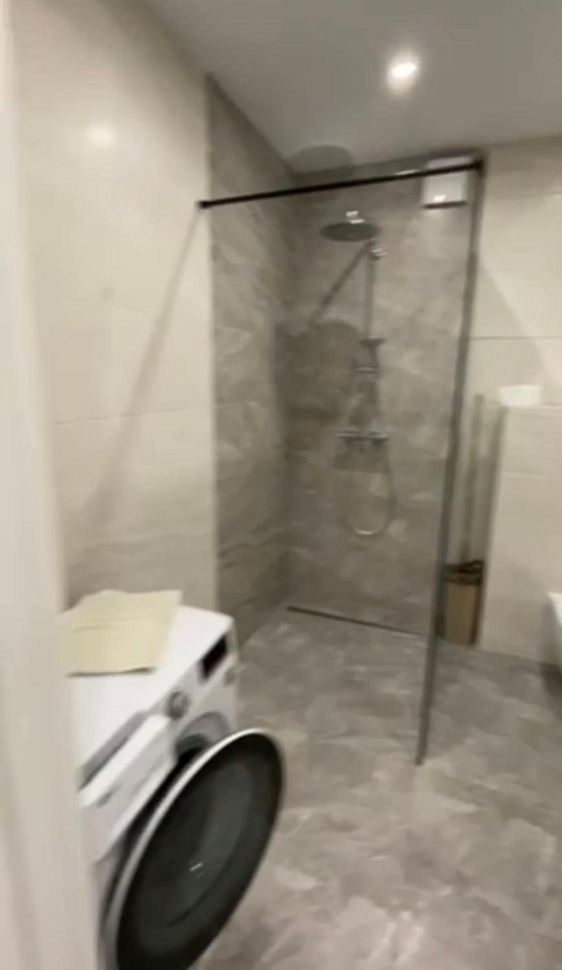 דנייפרופטרובסק Apartment New Building In Center מראה חיצוני תמונה